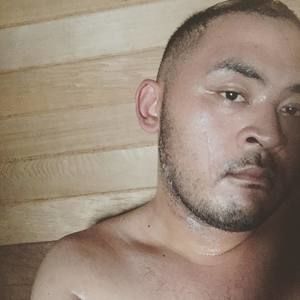 Meet your Posher, Lionel